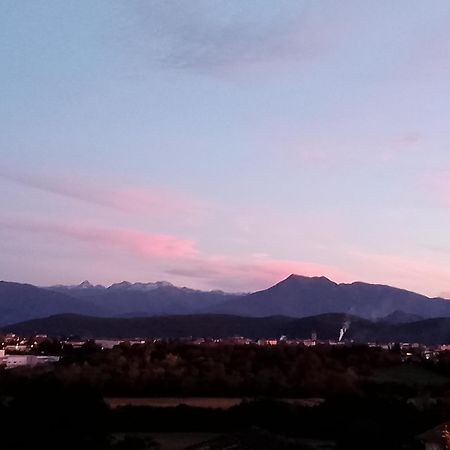 Pyrenees Vue Gite - Vues Fantastique, Parking Gratuit Sur Place & Piscine Saint Gaudens Eksteriør bilde